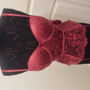 Luxurious Black and Pink Lace Bras